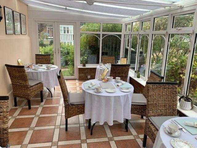 The Beaumont Bed & Breakfast Sittingbourne Dış mekan fotoğraf